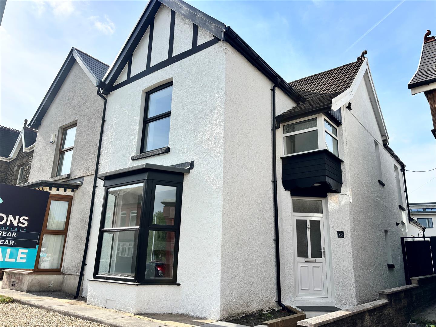 High Street, Clydach, Swansea, SA6 5LN